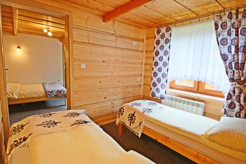 Pokoje Goscinne Pod Limbami Ciche Małe 外观 照片